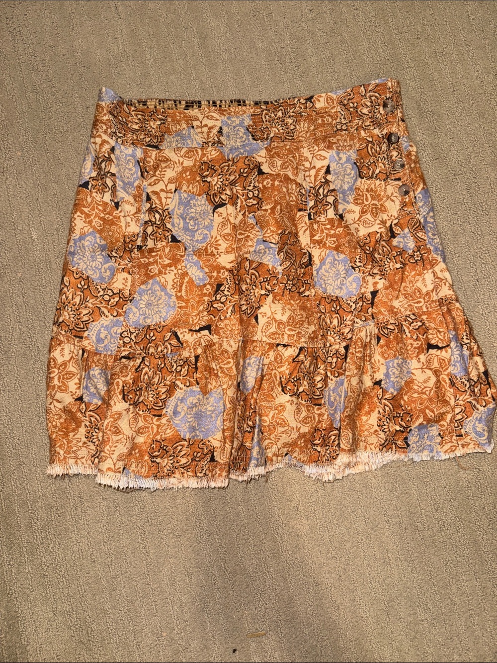 Anthropologie Pilcro Flounced Mini Skirt. Large. Like New!